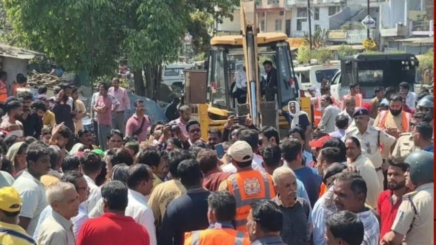 जबलपुर में 700 घरों पर बुलडोजर कार्रवाई! मदन महल पहाड़ी पर सुप्रीम कोर्ट का सख्त आदेश